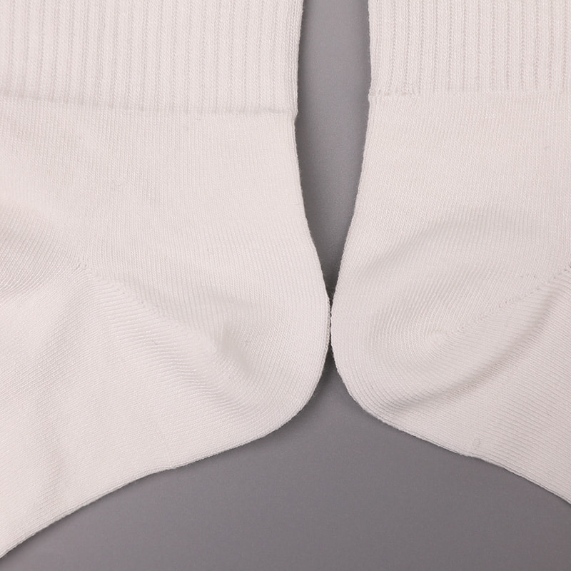 Zacht gesponnen zijden nylon bedekt met ammoniak 2 horizontale stroken en versterkte handgestikte damessokken WSD1536