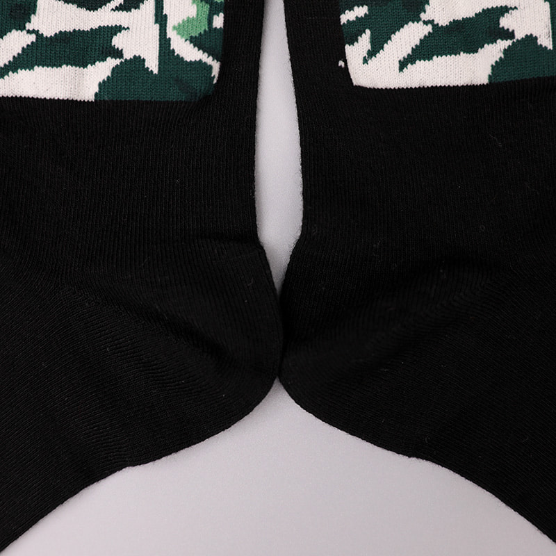 Zacht gesponnen zijde, nylon omwikkeld met spandex imitatie 3D-geprinte jacquard, met de hand gestikte herfst- en winterherensokken WSD2850