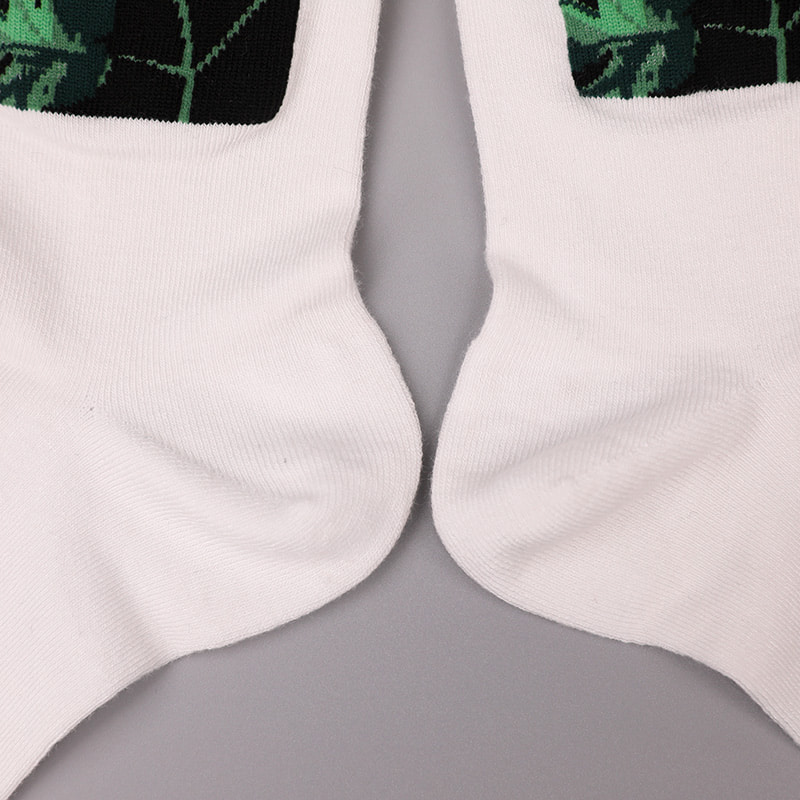 Zacht gesponnen zijde, nylon omwikkeld met spandex imitatie 3D-geprinte jacquard, met de hand gestikte herfst- en winterherensokken WSD2850